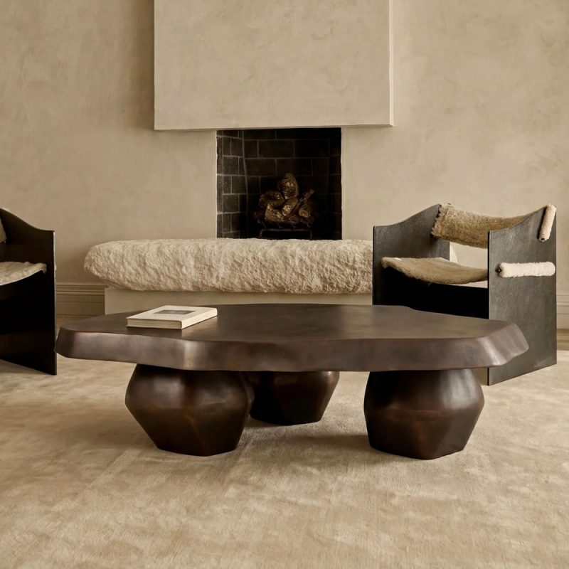 Mesa de centro de bronce para villa de lujo