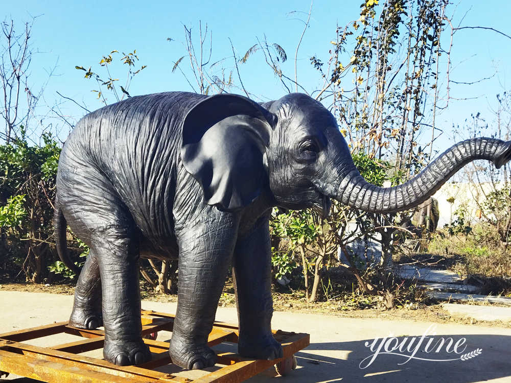 Finished bronze baby elephant statue at the YouFine factory