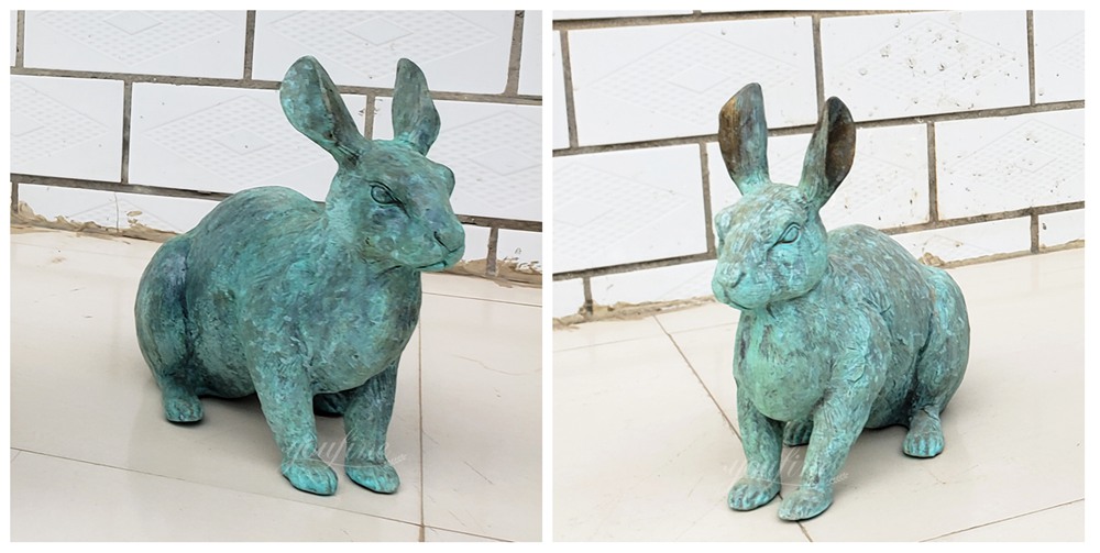 groene patina Rennende Konijnenbeelden